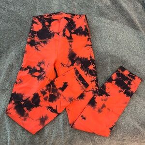 Lululemon Wunder Train High-Rise Tight
Tie Dye Carnation Red Black size 4